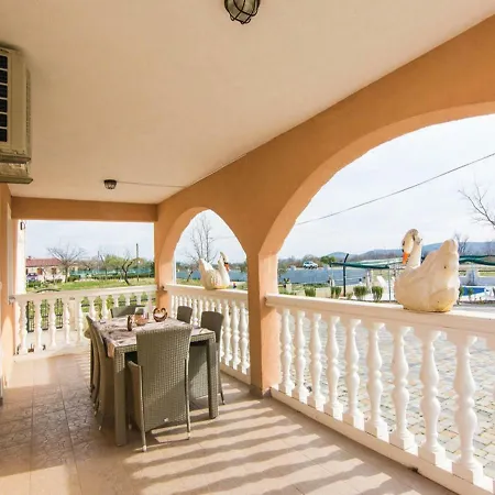 Laura With Pool, Budak, Zadar County Stankovci (Zadar)